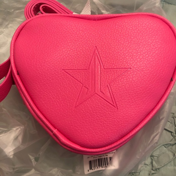 Jeffree Star Handbags - JEFFREE STAR CROSSBODY HEART PURSE